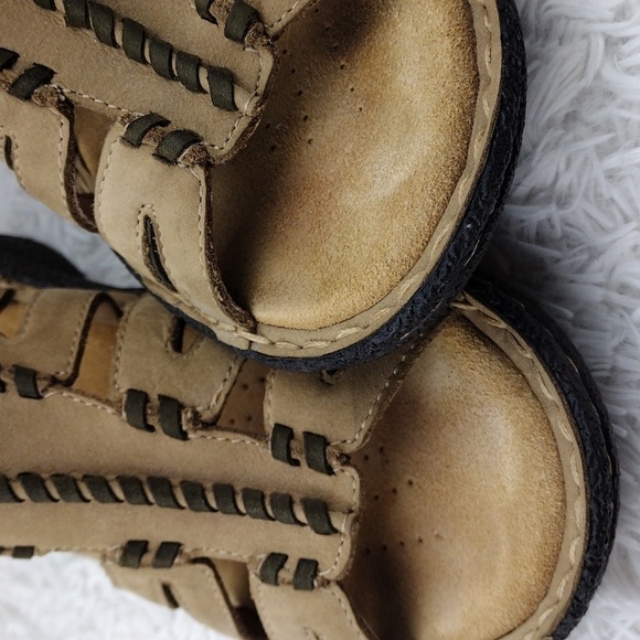 Clarks Artisan Active Air Tan Suede Leather Open Toe Wedge Slingback Sandal - Picture 16 of 16